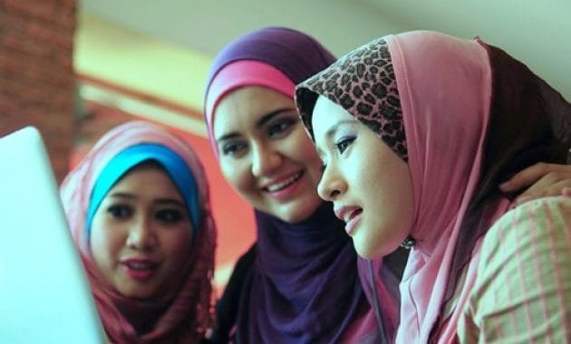 Internet Cafe, Game Online di Pontianak